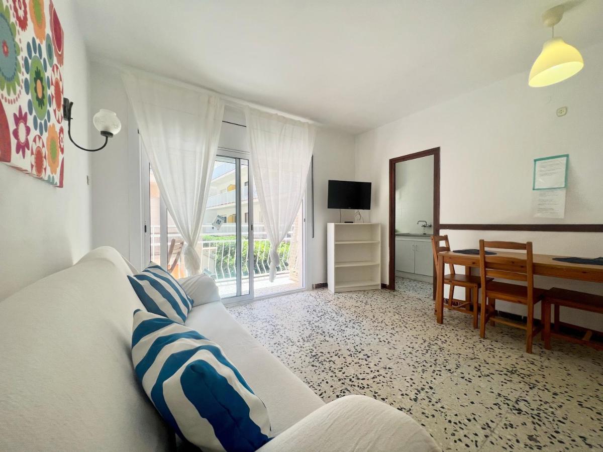 Apartamentos Ancora Romana กาลาเฟลล์ ภายนอก รูปภาพ